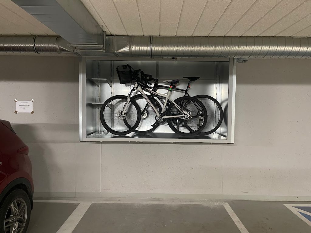 Jak przechowują rowery w Europie w magic boksach